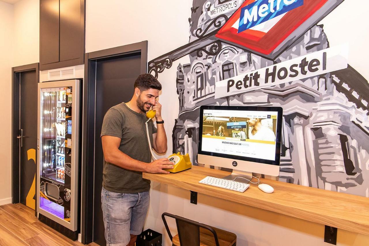 Petit Hostel
